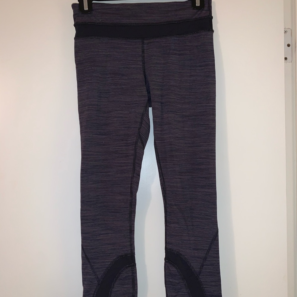 Lululemon size 4 black&white stripe crop leggings